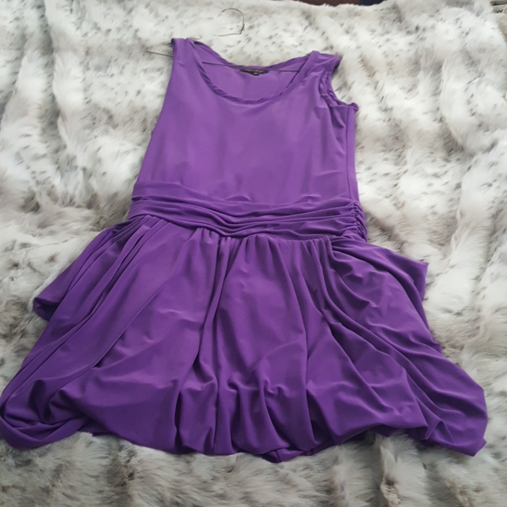 Purple low waisted dress with two front pockets